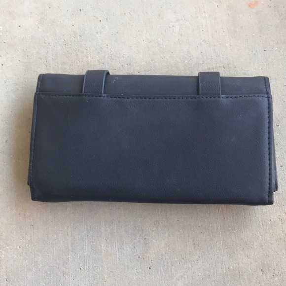 Black Gold Fold Over Envelope Messenger Wallet - Picture 3 of 5